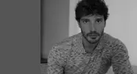 Stefano De Martino abbandona la Rai e ritorna a Mediaset con due nuovi programmi. Ecco quali sono