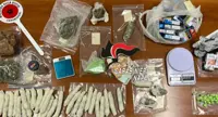 Anacapri (NA) - Droga nascosta nei pacchetti di sigarette, arrestato incensurato
