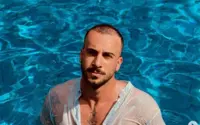 Mediaset: fuori ex ballerino di Amici di Maria De Filippi dall’Isola dei Famosi di Ilary Blasi. Ecco chi è
