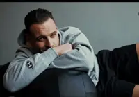 Mediaset: Kerem Bürsin di "Love is in the air" torna su Canale 5? Ecco di cosa si tratta