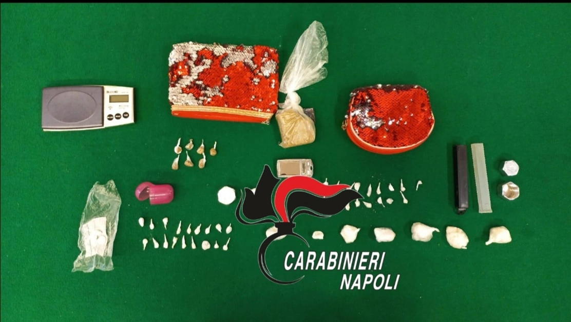 Castellammare di Stabia - Carabinieri sequestrano oltre 100 grammi di droga 