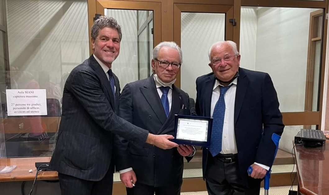 Torre Annunziata - La Camera Penale celebra due decani dell'Avvocatura oplontina