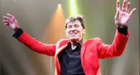 Brutte notizie per Gianni Morandi. Ecco cosa è successo all'eterno ragazzo di Monghidoro