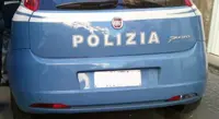 Giovane 17enne rapinato e violentato, arrestati due coetanei