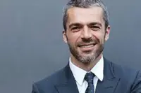 Rai: Luca Argentero fuori dalla terza stagione di Doc – Nelle tue mani. Il web insorge. Ecco perché