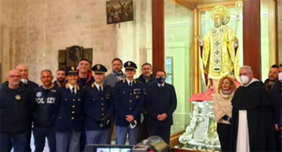Restituiti alla Basilica di San Nicola di Bari gli oggetti preziosi rubati