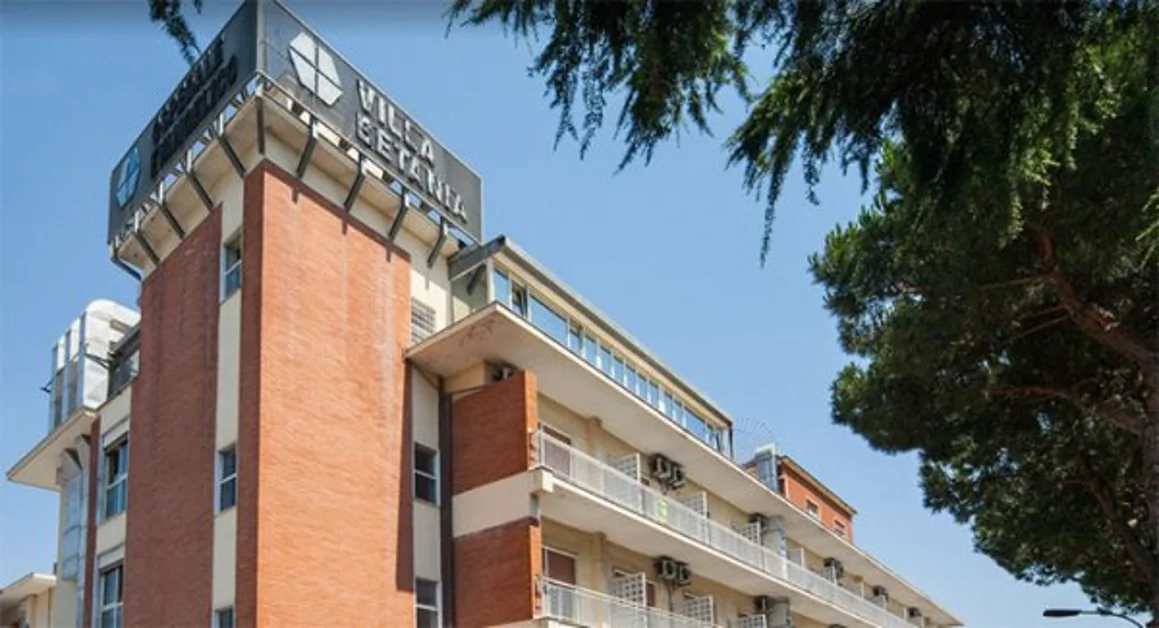 Napoli - Rifugiata ucraina operata all'Ospedale Evangelico Betania