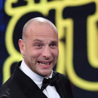 Clementino: il conduttore di Made in Sud presenta il suo ultimo ‘figlio’