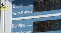 Caro-carburante, accertate 32 irregolarità nel Salernitano