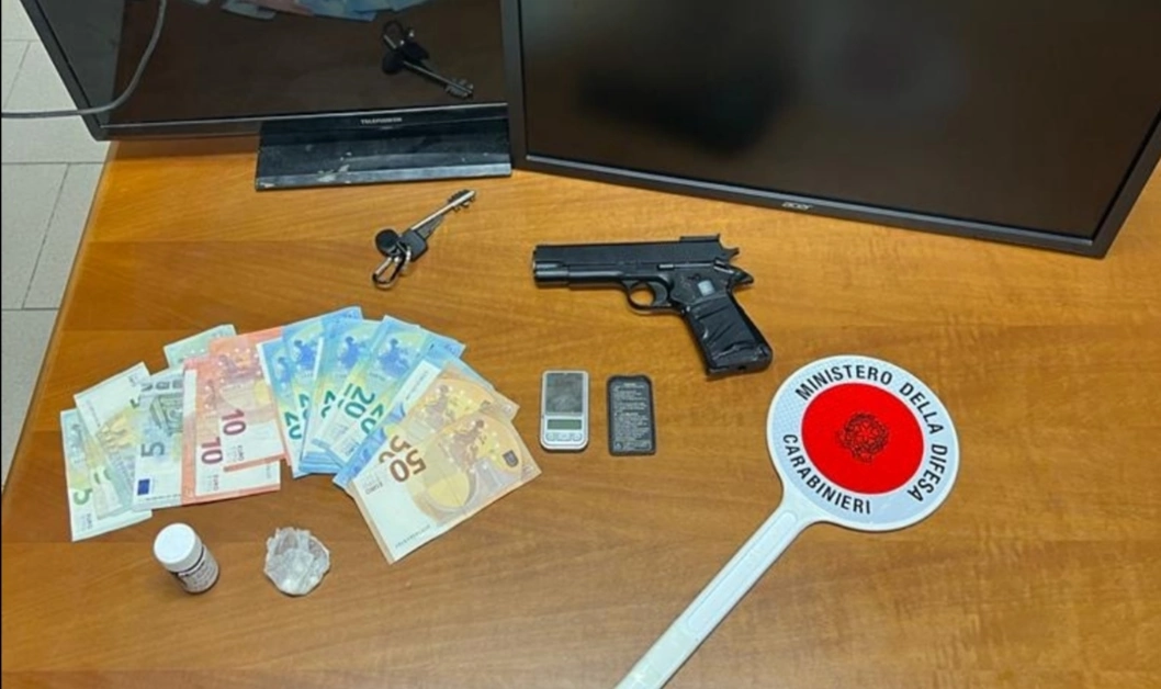 Napoli - Blitz al rione De Gasperi a Ponticelli, 3 arresti per droga