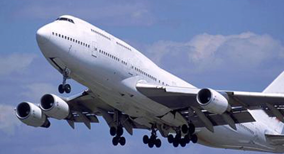 Voli cancellati, centinaia di pellegrini campani bloccati