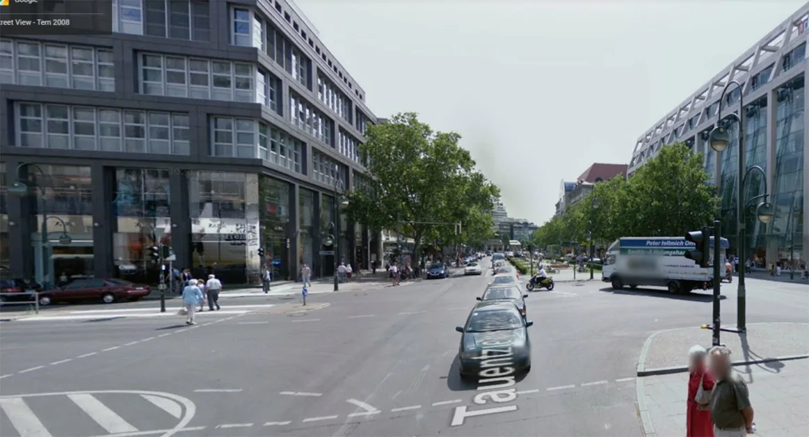 Berlino, auto sulla folla: diversi feriti e un morto