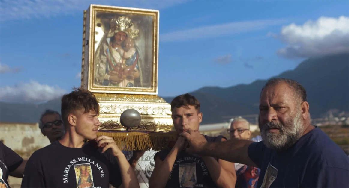 Torre Annunziata - "La Vergine Bruna", il documentario sulla Madonna della Neve