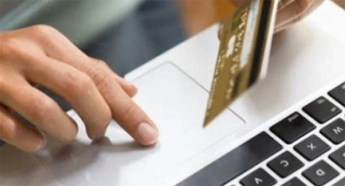 Vacanze on line, attenti alla truffe. La campagna di Polizia e Airbnb