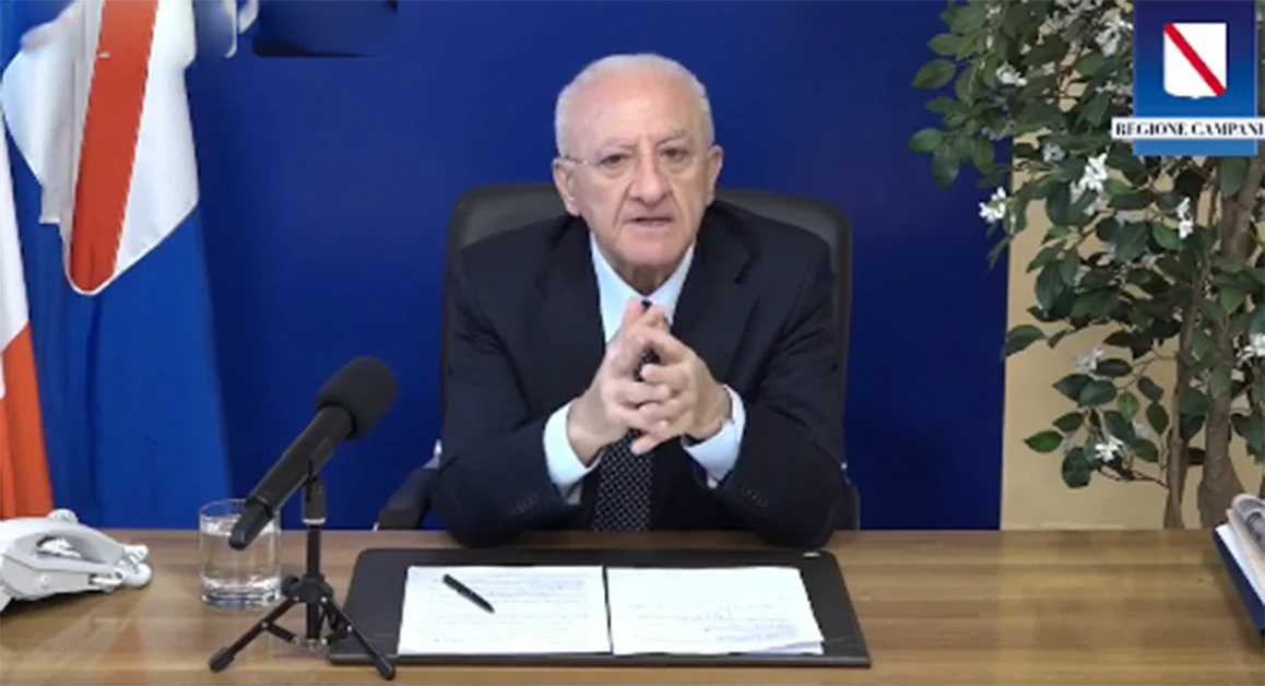 Covid, De Luca: "Problema sta diventando serio. Ridefinire piano Sanità"