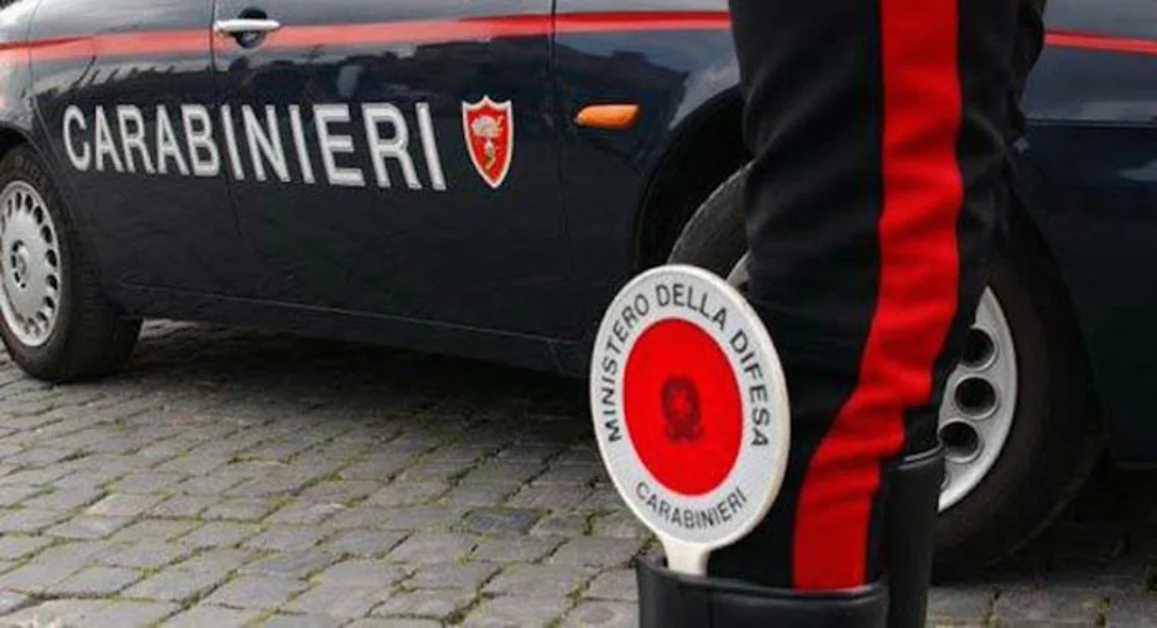 Torre del Greco - Raffica di denunce dei carabinieri, anche un 16enne nei guai