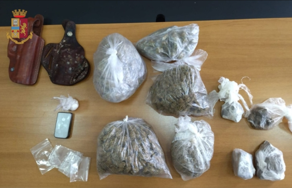 Pompei - Ritrovate in via Grotta II droga e cartucce