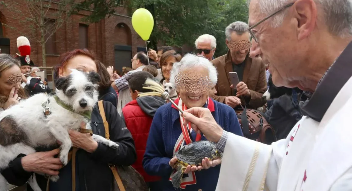 Torre Annunziata - Chiesa del Sacro Cuore: benedizione degli animali
