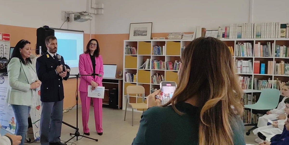 I. C. 'G. Leopardi': inaugurata 'Libringioco', la biblioteca dell'Istituto