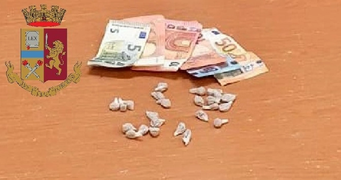 Spaccio di eroina a Scampia, arrestato pusher