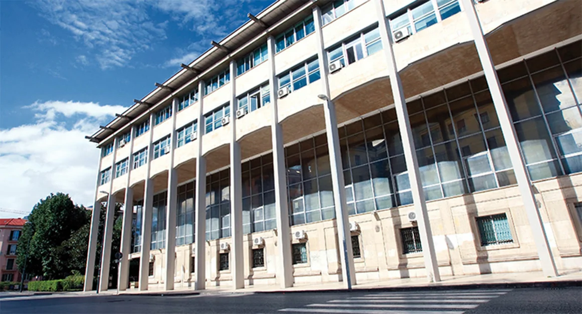 Gioca 300mila euro online e percepisce reddito di cittadinanza, assolta