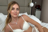 Chiara Ferragni, l'intimo è bollente. Gli haters all'attacco: "E' pronta per Rocco Siffredi"