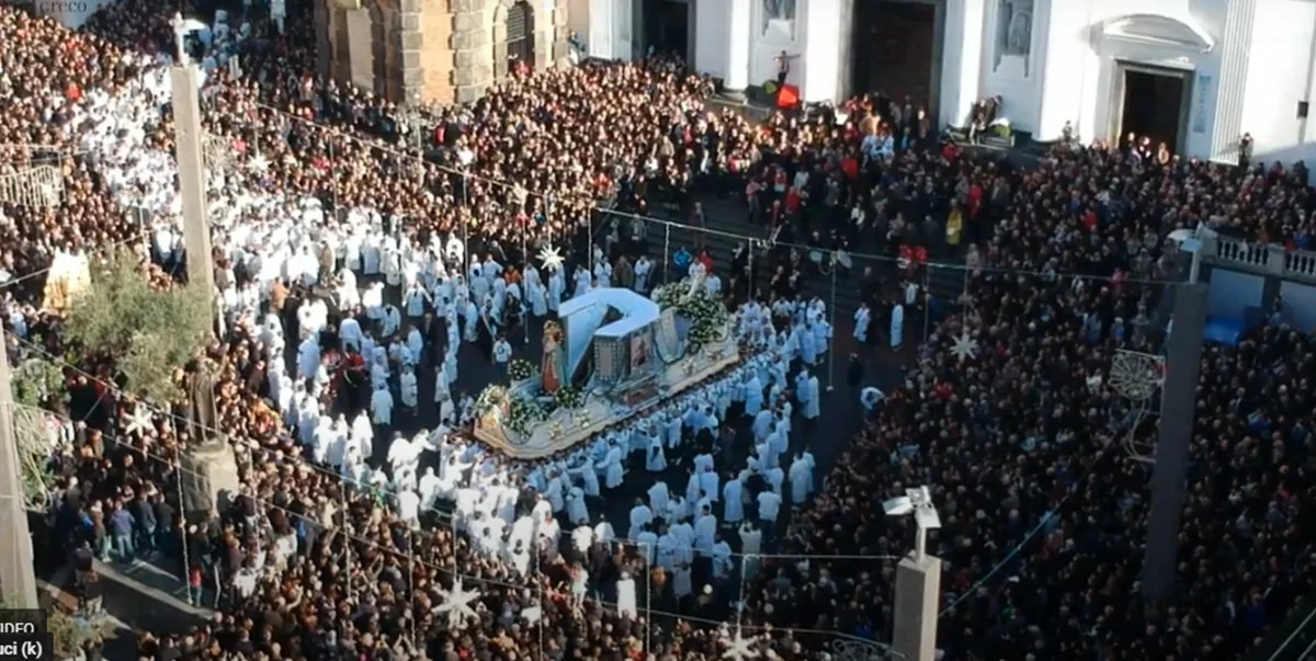 Torre del Greco - C'era una volta la "Festa dei quattro altari"...