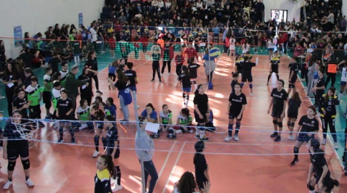 Festa di Natale con la Givova Fiamma Torrese