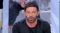 Uomini e Donne: Gianni Sperti nuovo tronista? L'ok di Maria De Filippi