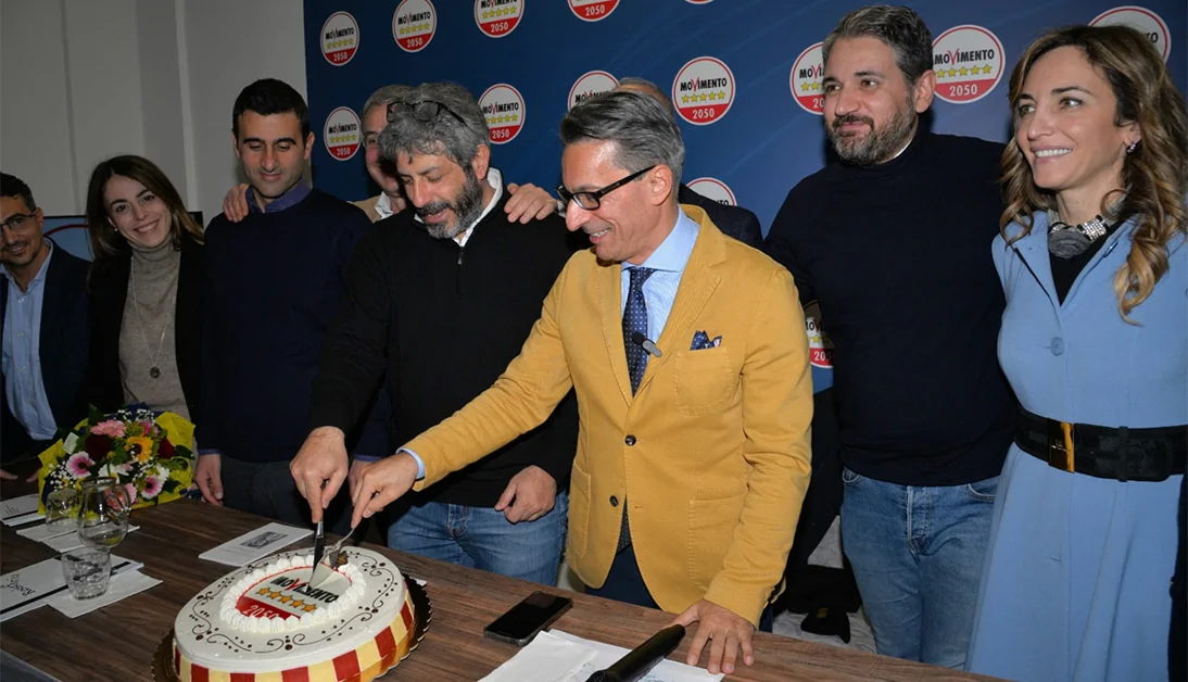 Torre Annunziata - Inaugurazione sede M5S: presenti tutti i big campani