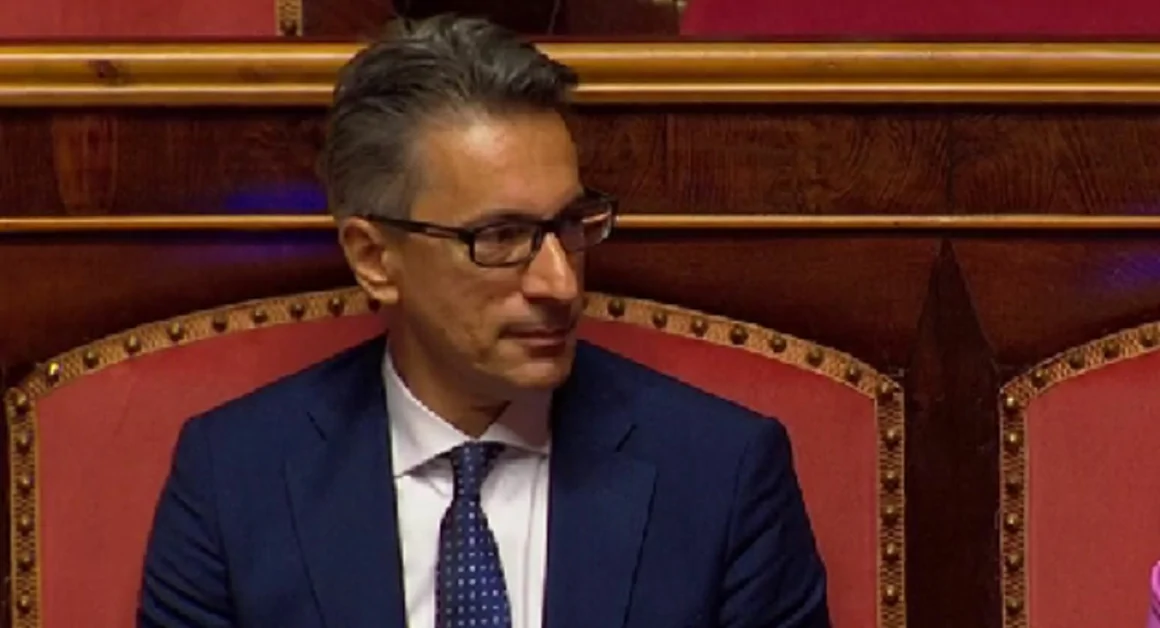 Torre Annunziata - Interrogazione del sen. Mazzella sulla questione Spolettificio