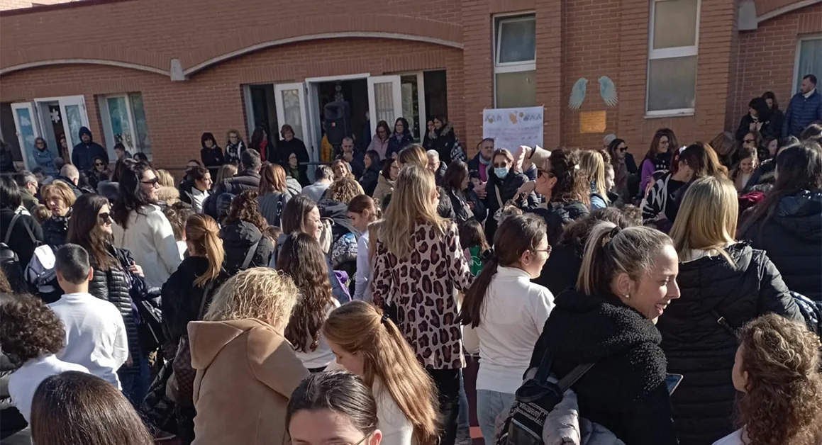 Torre Annunziata - Il Secondo Circolo Siani apre le porte all'open day