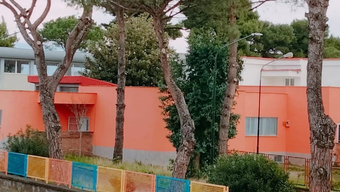 Boscoreale - Istituto Comprensivo 2° Dati "Rione Gescal", la protesta delle mamme