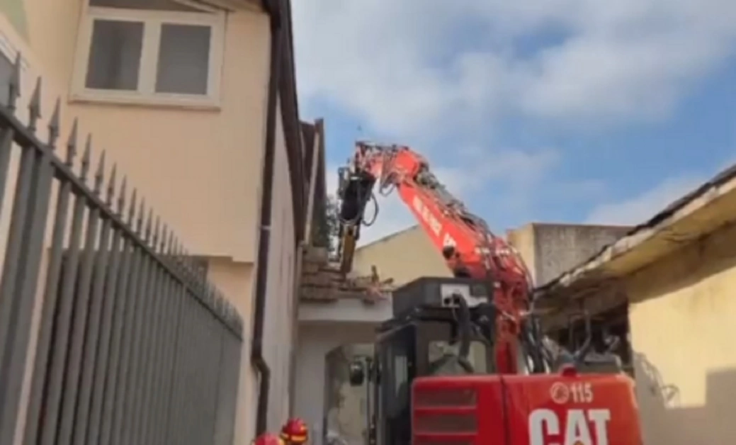 La demolizione del bunker del boss Michele Zagaria