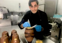 Osimhenmania a Napoli: uova di Pasqua dedicate al goleador azzurro