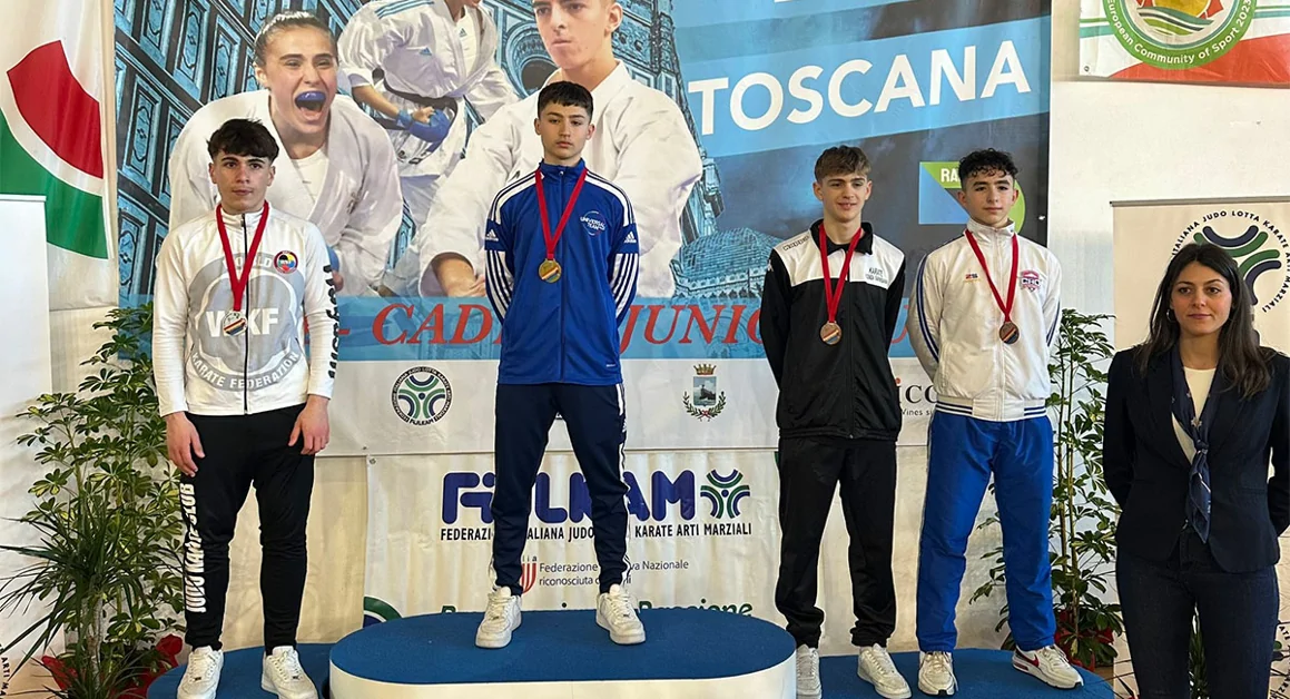 Torre Annunziata - Open di Toscana karate: successo dei fratelli Nicola e Emilia Esposito