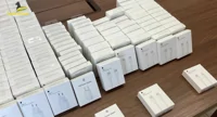 Prodotti Apple contraffatti nel negozio, denunciato commerciante