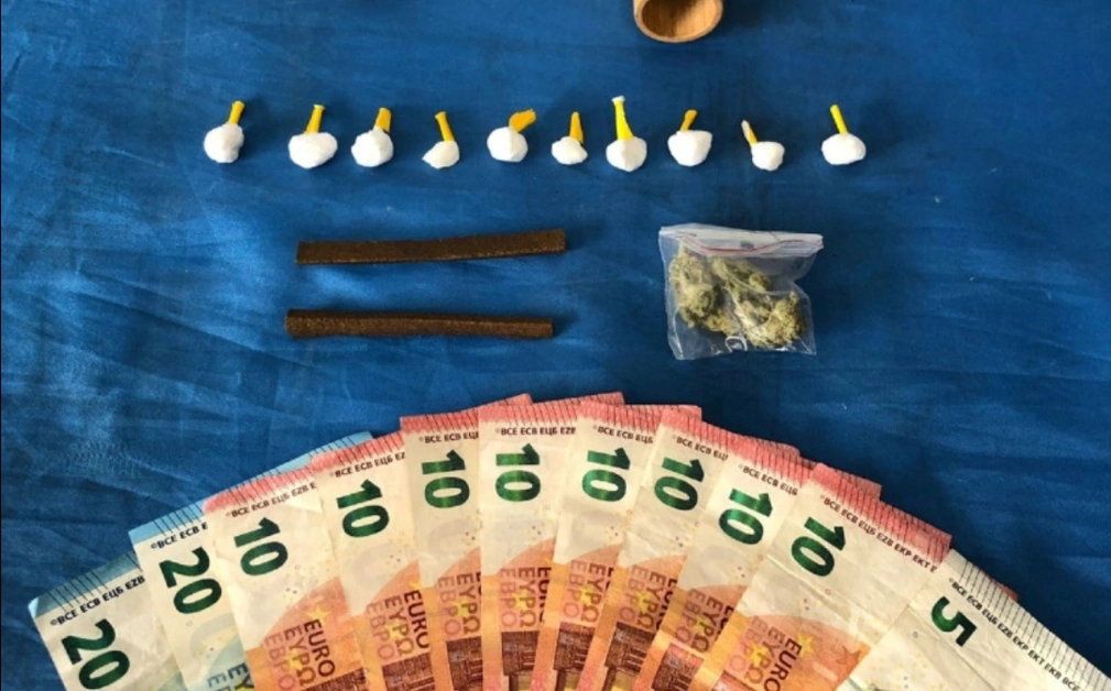 Droga, pusher di Ercolano arrestato in "trasferta"