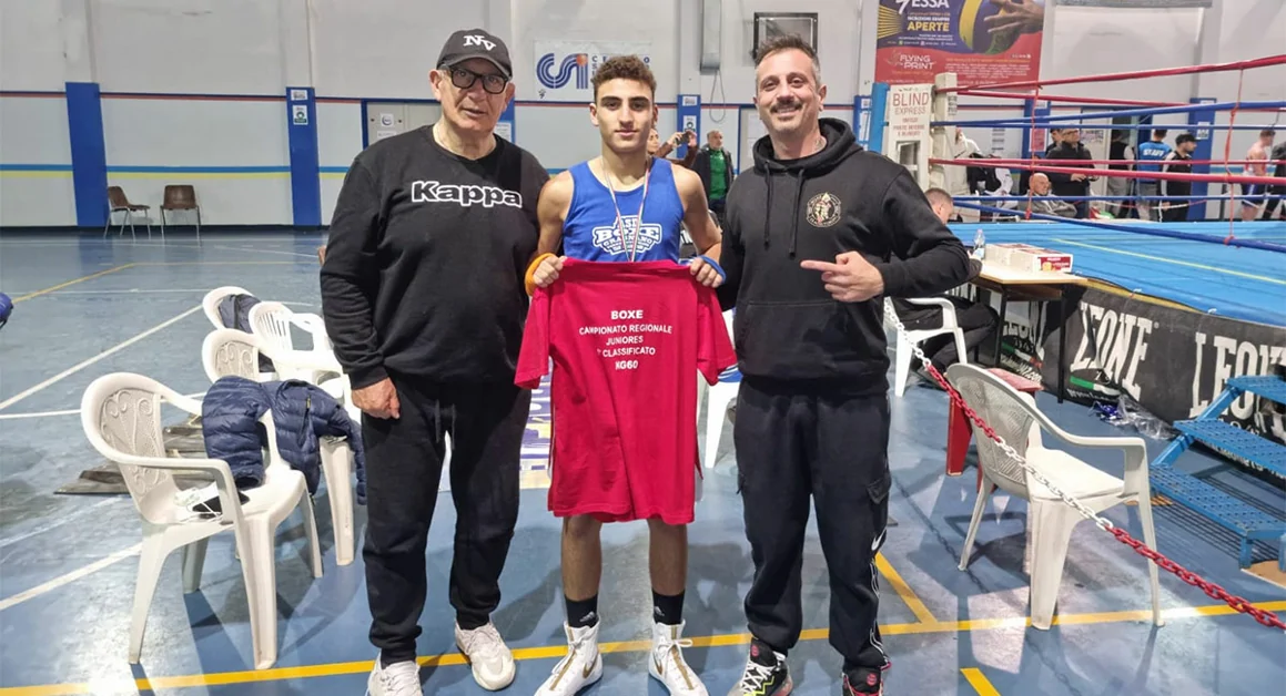 Torre Annunziata - Campionati regionali di boxe: Ridosso medaglia d'oro