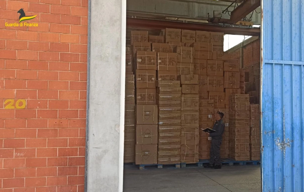 Maxi sequestro di scarpe contraffatte nel Casertano