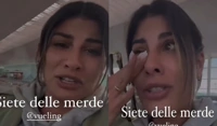 Giulia Cavaglià perde il volo e va fuori di testa: "M*rde! Ho avuto un attacco di panico"