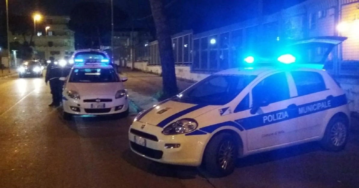 Volla - Educazione stradale, studenti a lezione dai vigili urbani