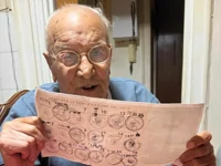 Torre del Greco - Ha 100 anni, va a votare anche col maltempo