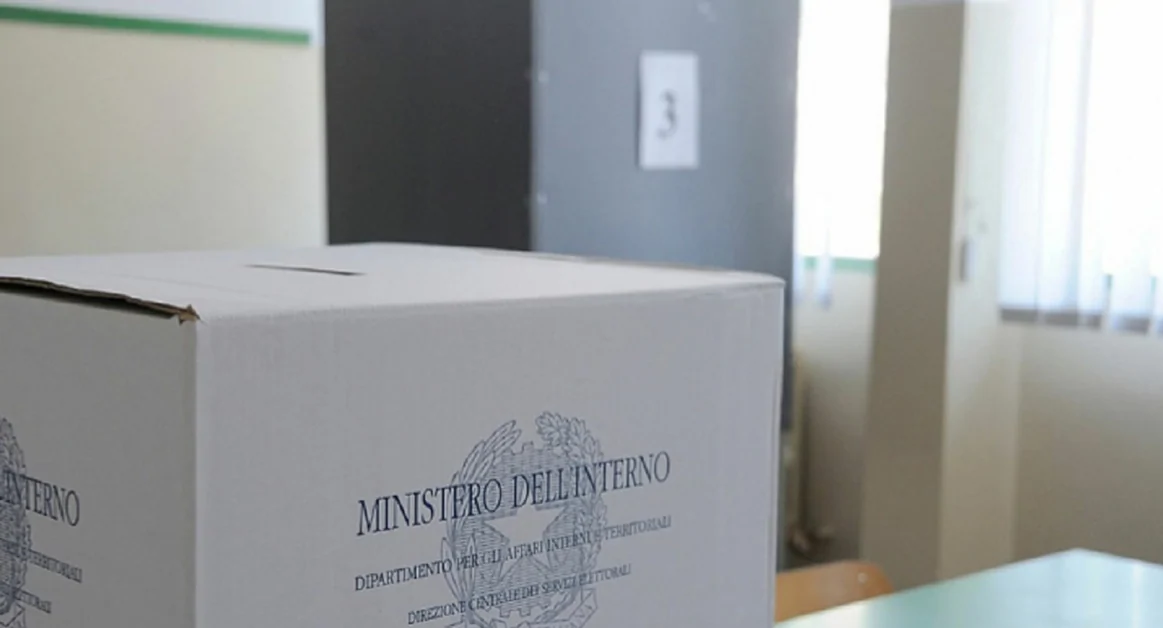 Elezioni comunali, i sindaci eletti in provincia di Napoli. Tre Comuni al ballottaggio