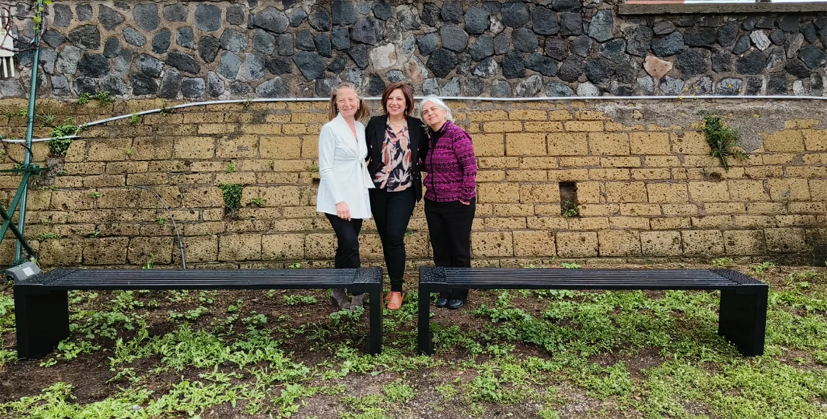 Panchine e dissuasori per i siti archeologici vesuviani