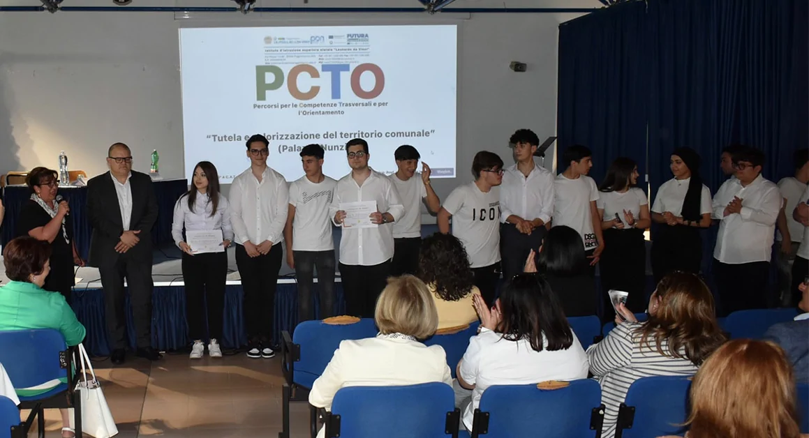 I progetti del "Leonardo Da Vinci". Il sindaco: "Orgoglioso di questa scuola"