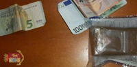 Pusher arrestato a San Giorgio a Cremano, in scooter con hashish