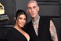 Kourtney Kardashian in dolce l'attesa: come l'ha annunciato a Travis Barker