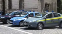 Blitz a Pizzofalcone, sequestrate abitazioni popolari occupate abusivamente
