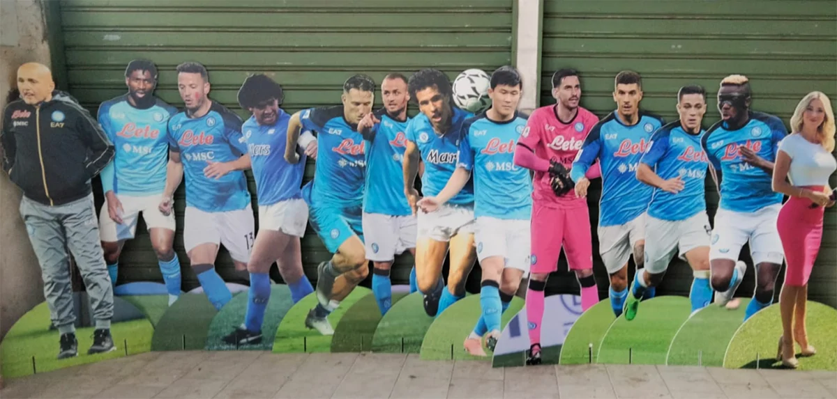 Scudetto Napoli, all'asta per beneficenza le "sagome" dei campioni d'Italia
